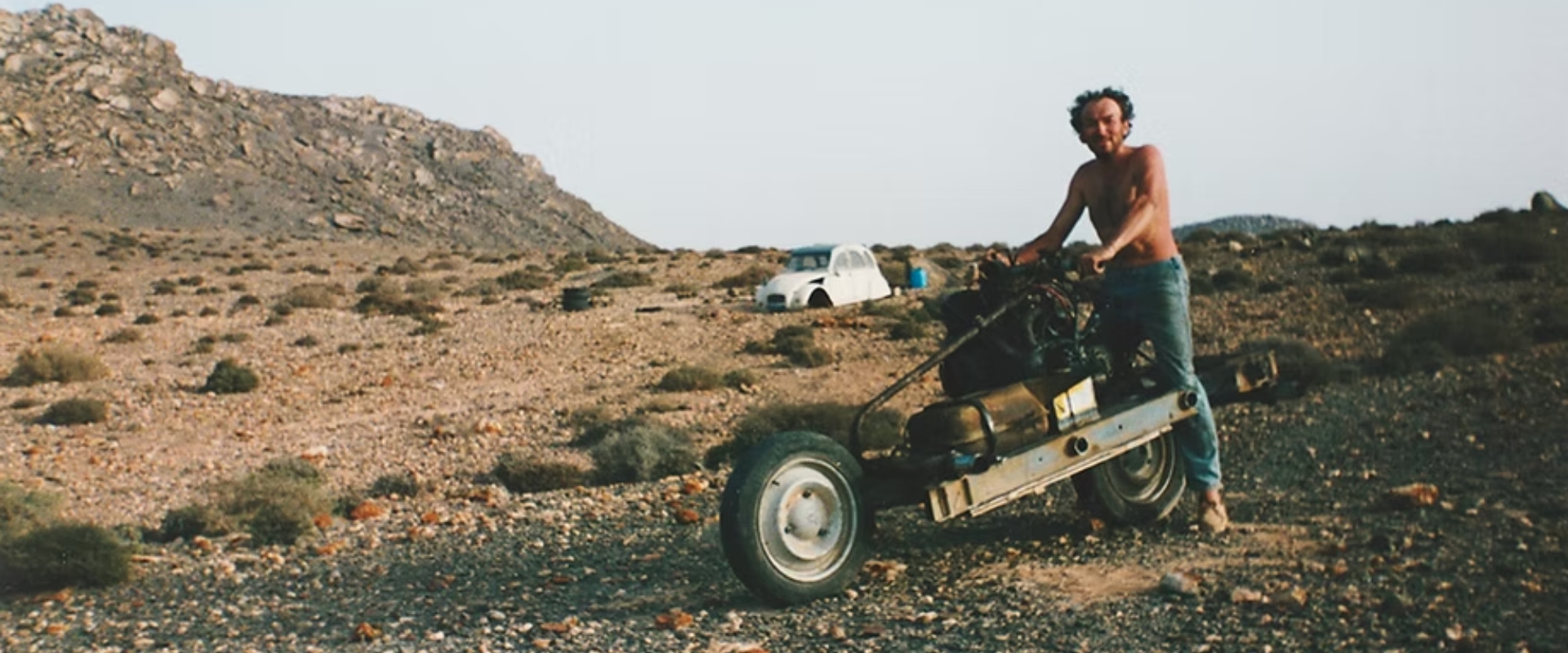 L’Ingegno Oltre il Limite: La Straordinaria Odissea di Emile Leray nel Deserto